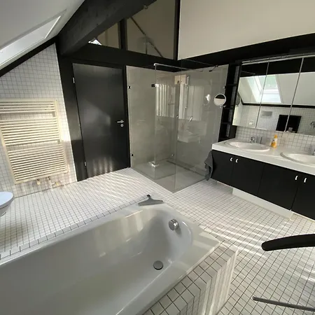 Mit Ruhe Wasser Licht